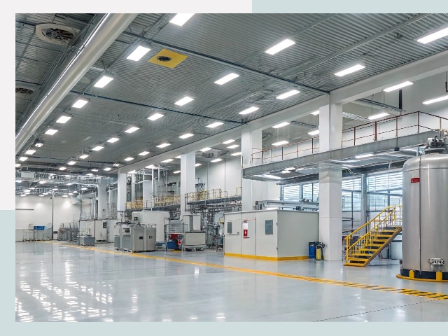 Освещение ангаров в Лесосибирске от 625 руб. - Эффективные решения