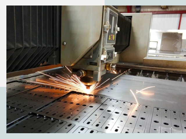 Лазерная резка металла в Лесосибирске от 625 руб.